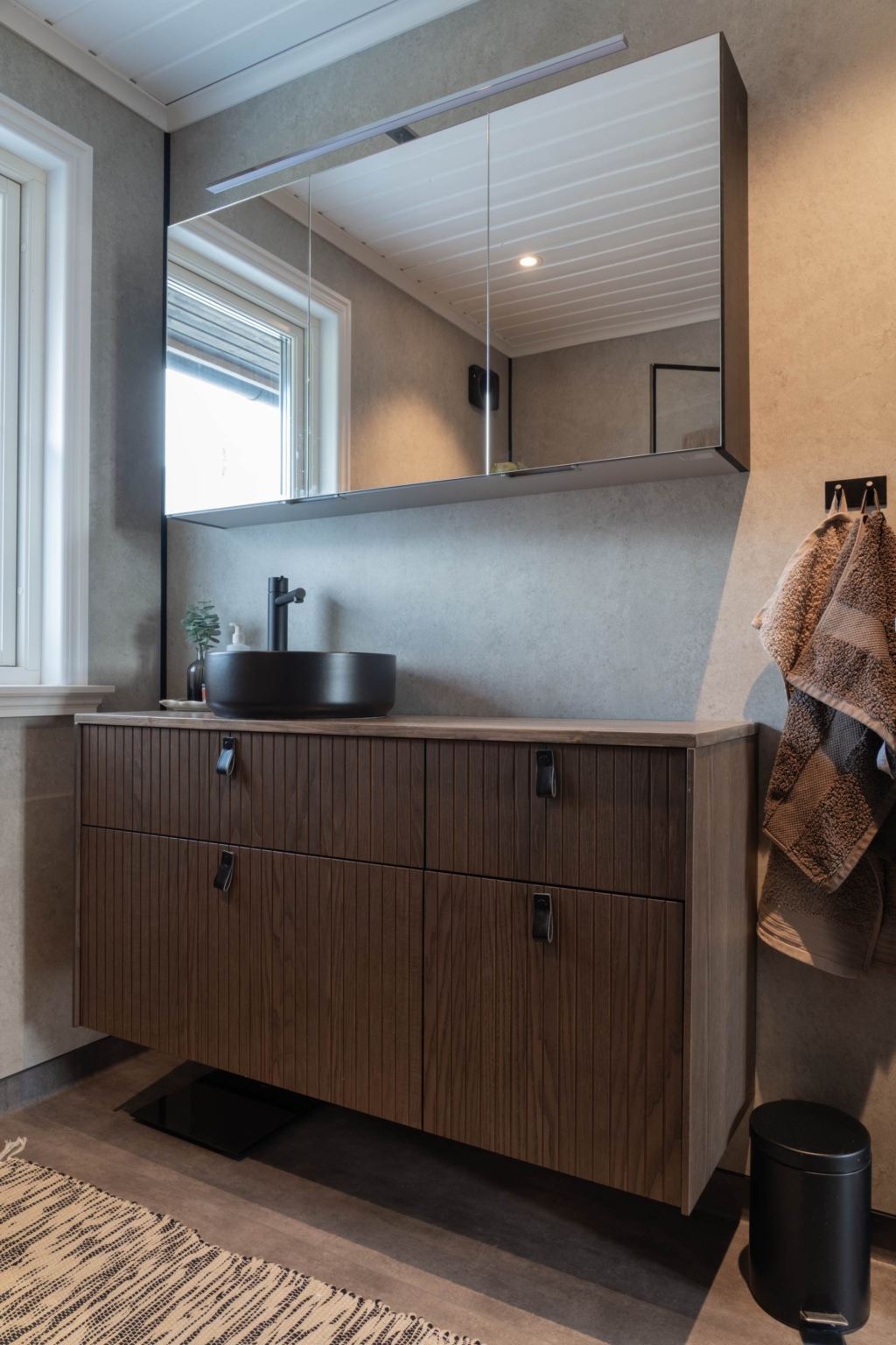 Smakfullt renoverad stuga i vackra Messlingen