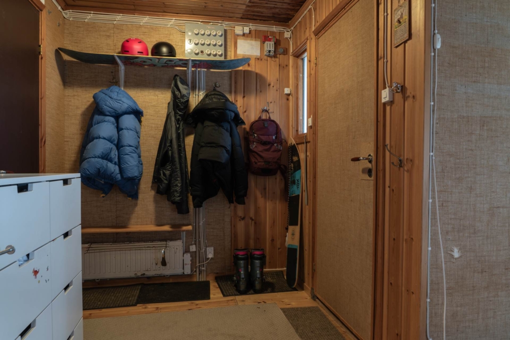 Idylliskt läge i Fjällnäs med storslagen utsikt över fjäll och sjö!