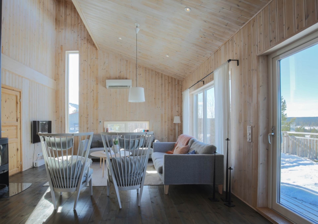 Arkitektritat och smakfullt inrett fjällboende i Tännäskröket!
