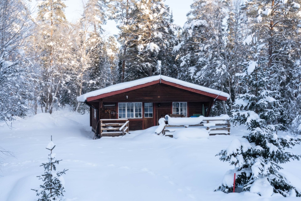Välplanerad stuga med 3 sovrum i natursköna Ljusnedal