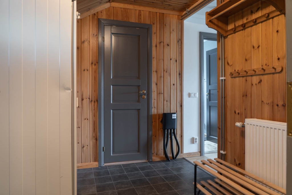 Bo mitt i backen! Attraktivt läge i snösäkra Ramundberget med nyrenoverade våtutrymmen!