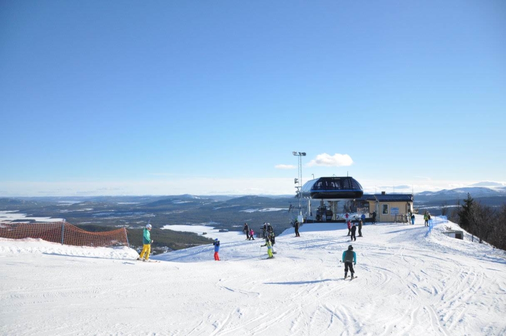 Funäsdalshöjden – Bekvämt och backnära boende i Funäsdalen by!