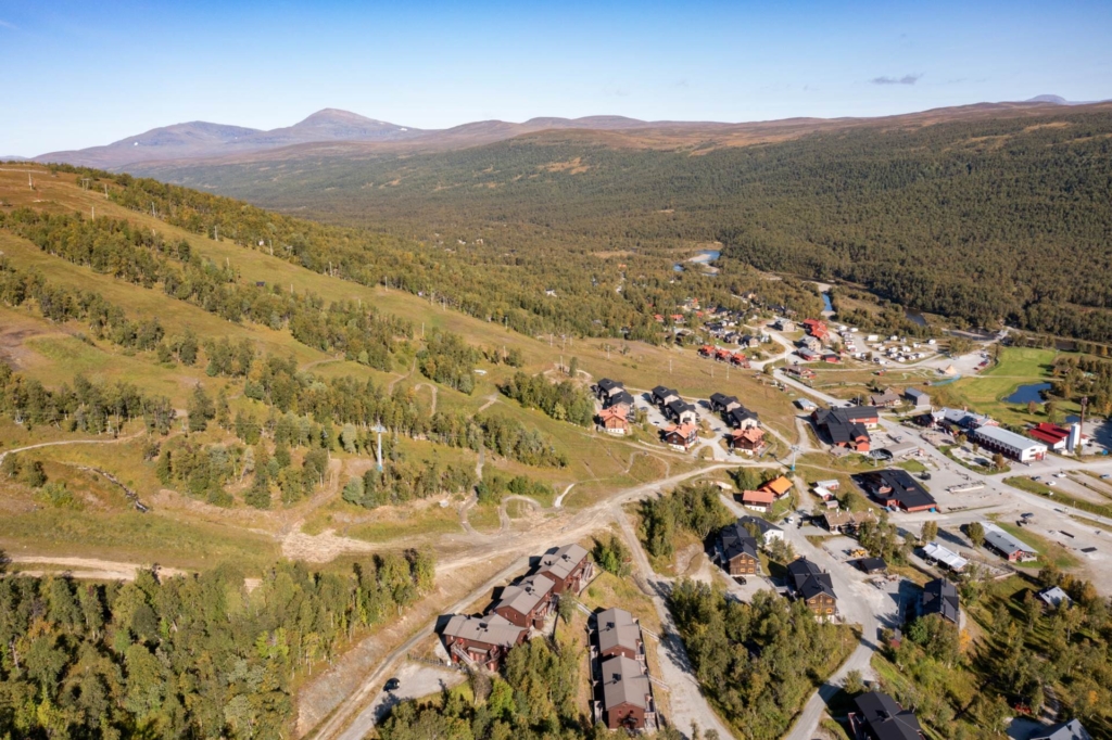 Väldesignad lägenhet med oslagbart läge och skidåkning utanför dörren!