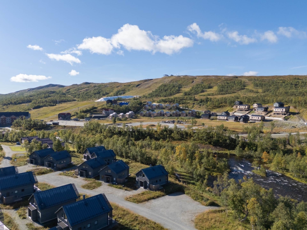 Fjällhus med unikt hörnläge – Tännån och längdspår utanför dörren och fjället som fond