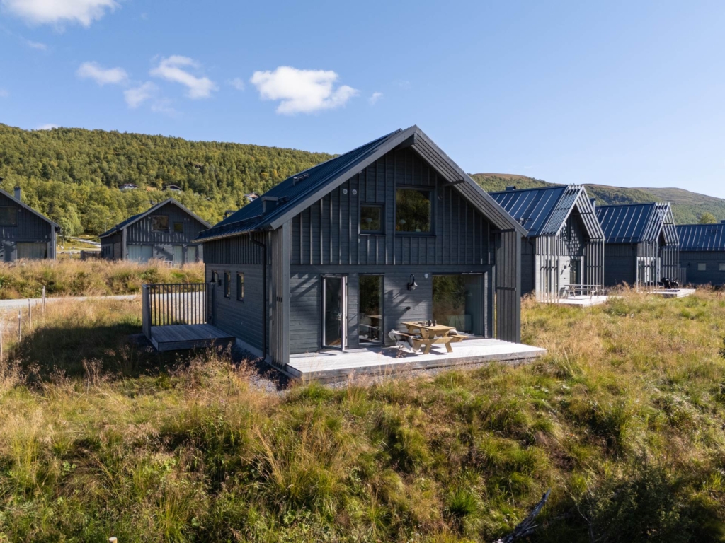 Fjällhus med unikt hörnläge – Tännån och längdspår utanför dörren och fjället som fond