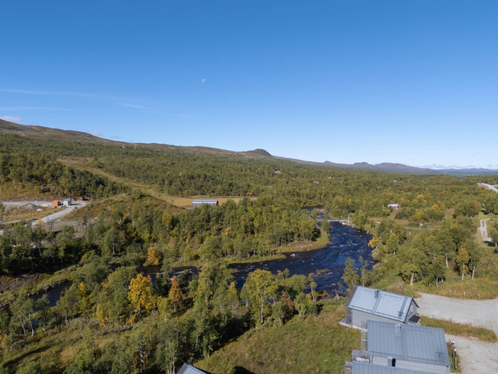 Fjällhus med unikt hörnläge – Tännån och längdspår utanför dörren och fjället som fond