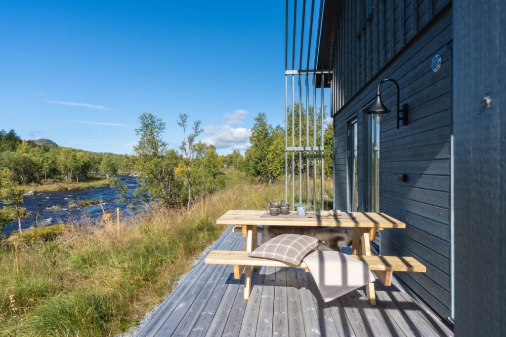 Fjällhus med unikt hörnläge – Tännån och längdspår utanför dörren och fjället som fond