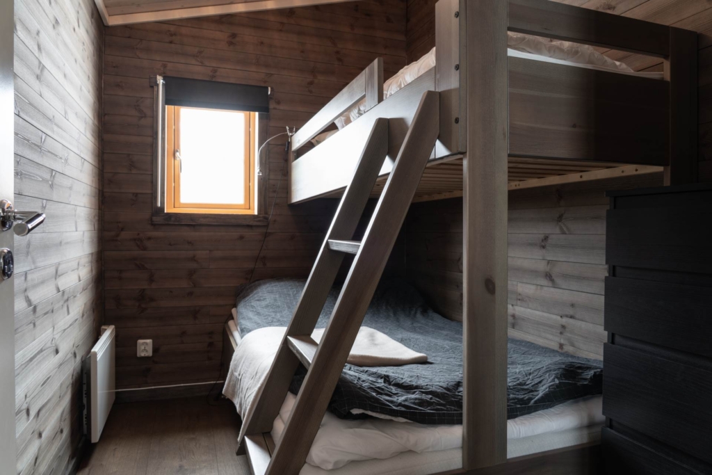 Drömläge i Siljeströms stugby – renoverad stuga med fjällutsikt