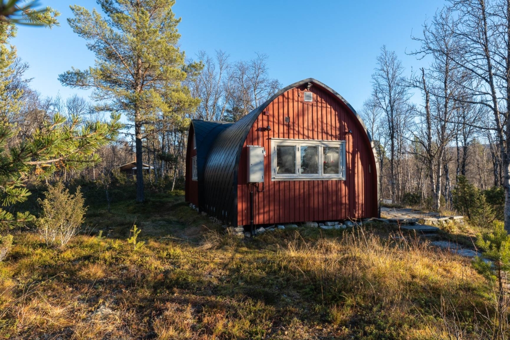 Charmig och unik fjällstuga med rundat tak – mitt i naturen nära Kappruet och Messlingen