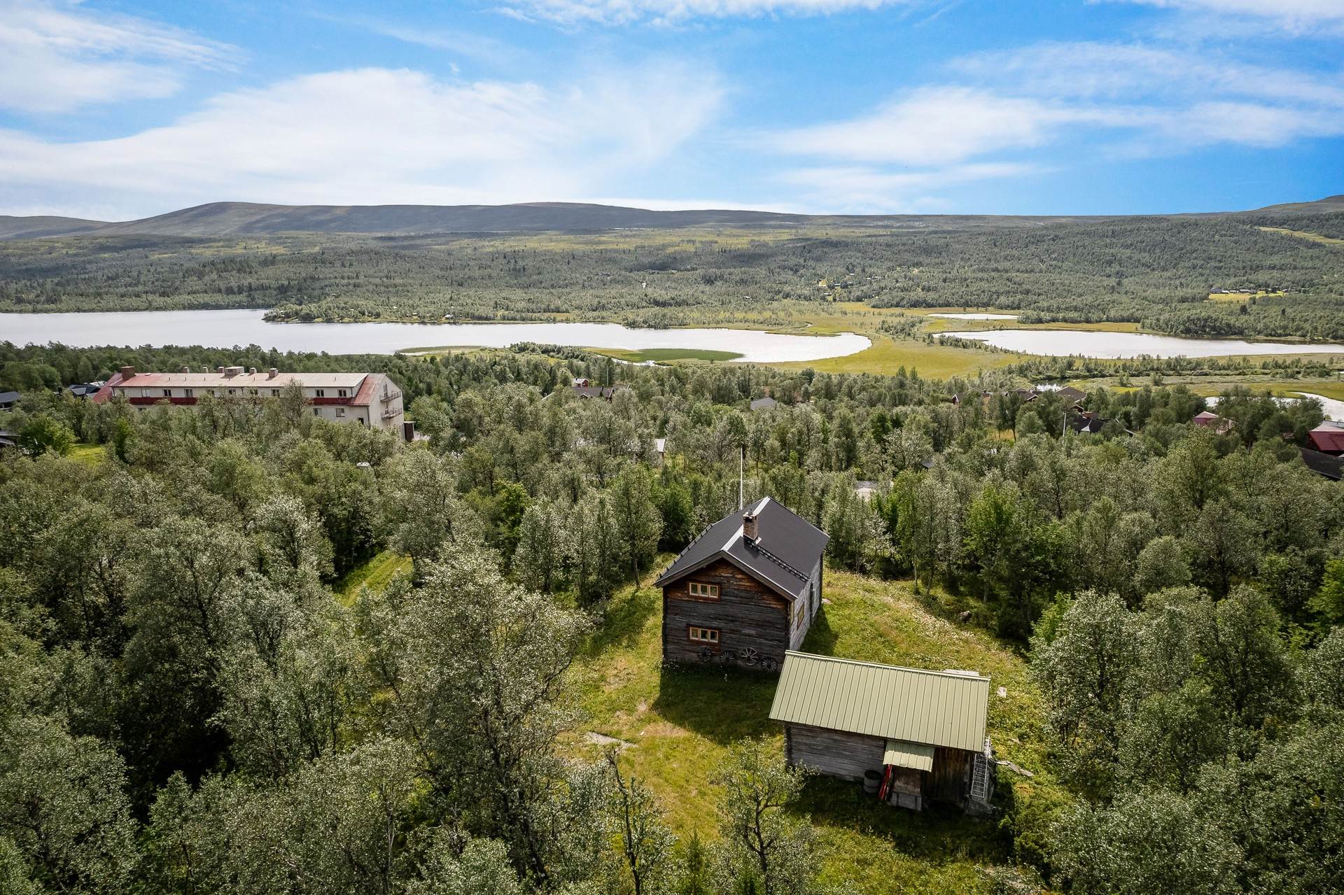 Timrad stugdröm med hänförande utsikt!
